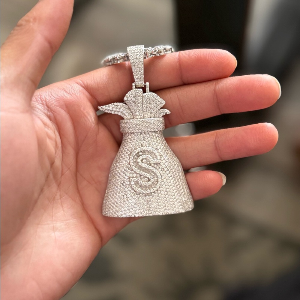 Moissanite Moneybag Pendant
